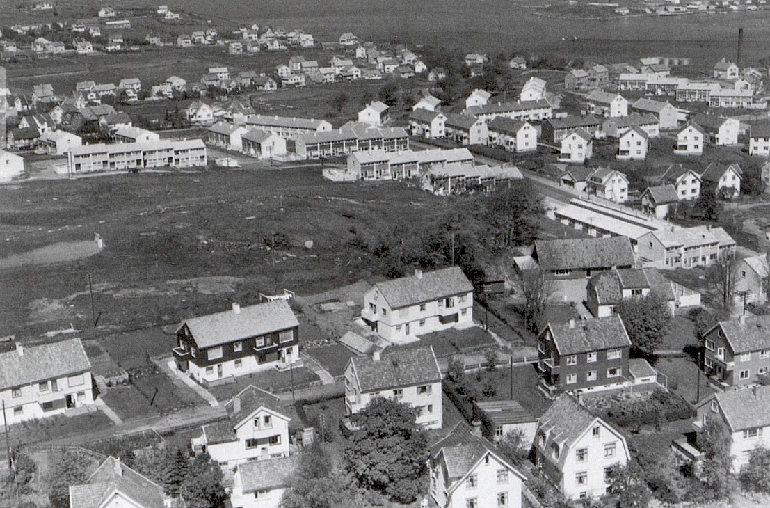 Steinkopfstykket og Årrestadstykket utbygget i 1952-1954. Foto: Widerøe.