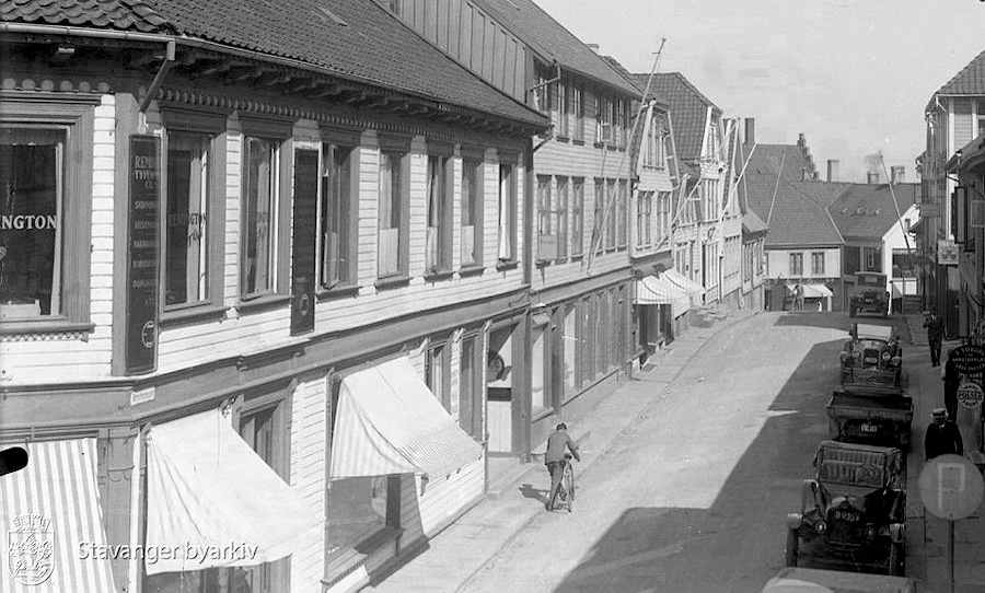 Her ser vi bygningen før den ble rabitz-pusset. Foto: Stavanger byarkiv.