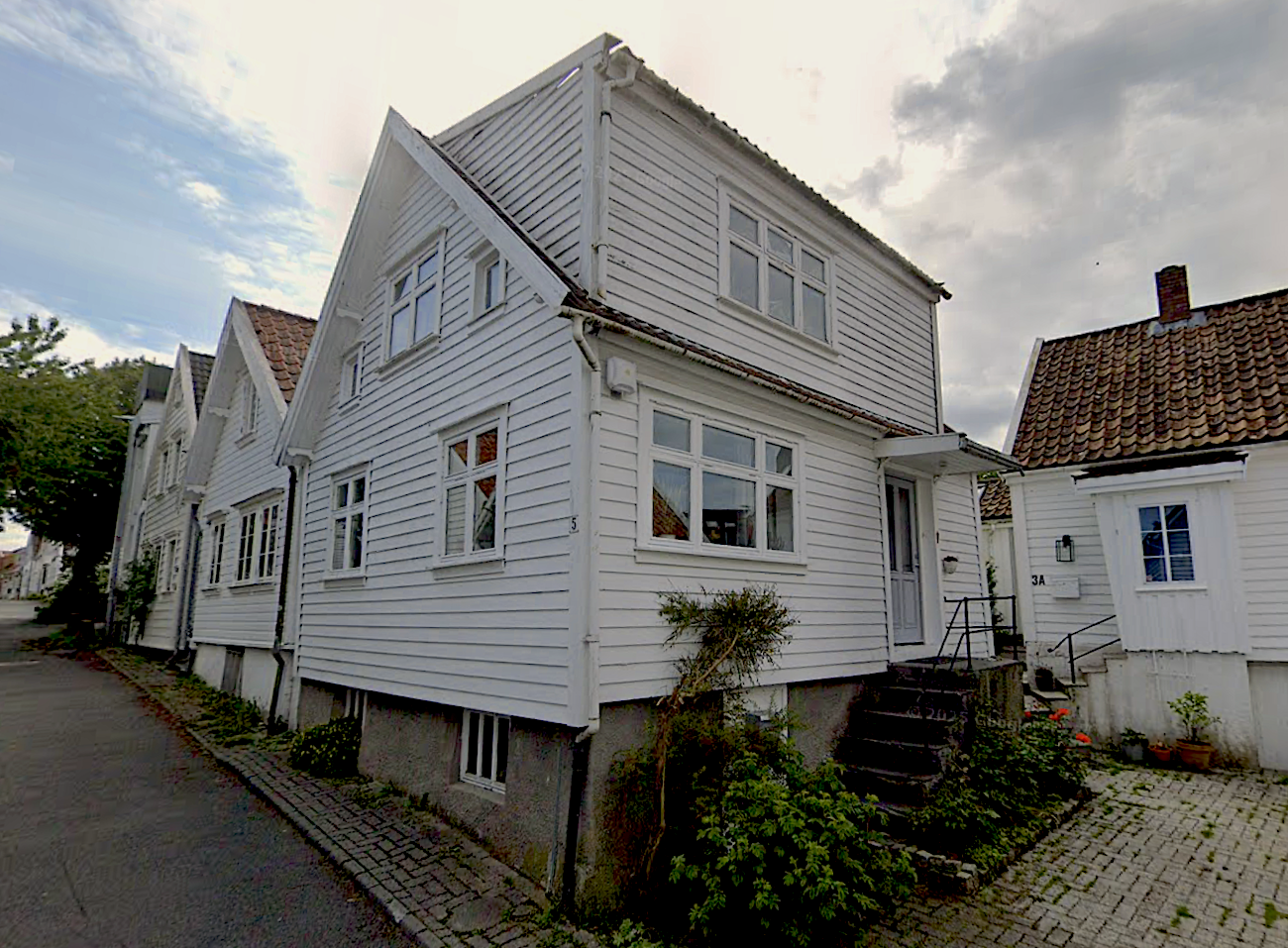 Risbakken 5. Bildet ble tatt av Google Maps i 2025.